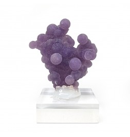 Chalcedony (Agate cluster)...