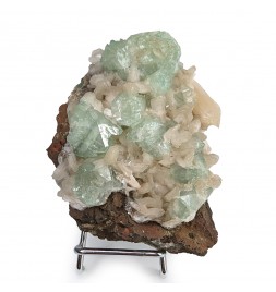 Stilbite, apophyllite,...