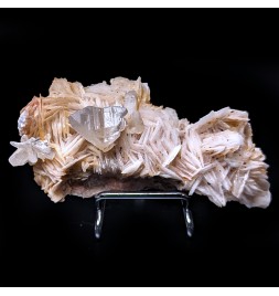 Twinned cerusite, baryte,...